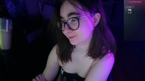 If you like it when I meow give me a thumbs up online show from January 15, 4:54 pm