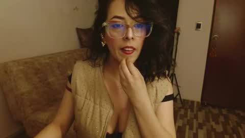 ela_3611 online show from March 27, 4:58 am