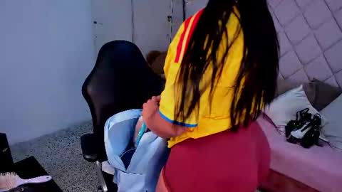 Ela Beli online show from July 7, 10:01 pm