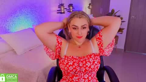 Snapshot of ela_ps chatting on October 2, 12:10 pm LOREIN online show from October 2, 12:10 pm