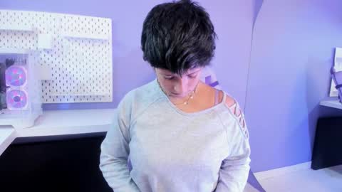 elaine87_ online show from February 19, 3:11 pm