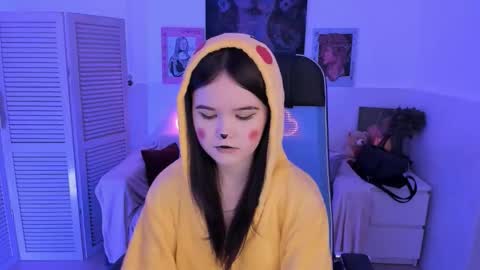 Your sweet girl online show from November 8, 8:03 pm