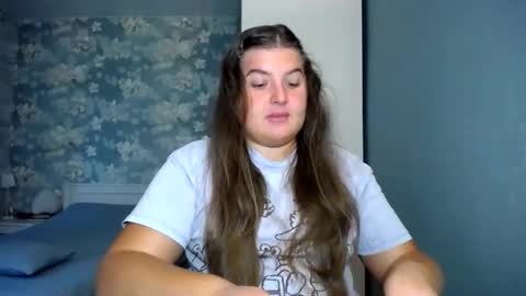Snapshot of elanis_blair chatting on September 20, 10:57 am Elanis online show from September 20, 10:57 am