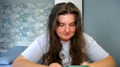 Elanis online show from June 28, 2:56 pm