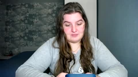 Snapshot of elanis_blair chatting on December 28, 12:24 pm Elanis online show from December 28, 12:24 pm