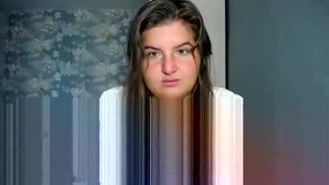 Snapshot of elanis_blair chatting on September 18, 10:36 am Elanis online show from September 18, 10:36 am