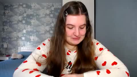 Snapshot of elanis_blair chatting on March 11, 10:29 am Elanis online show from March 11, 10:29 am