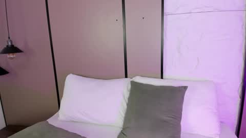elara_bloom_ online show from July 22, 2:23 am