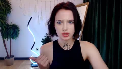 elastikiss online show from October 16, 2:36 am