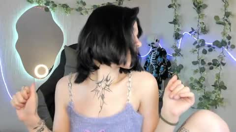 elastikiss online show from May 20, 5:04 am