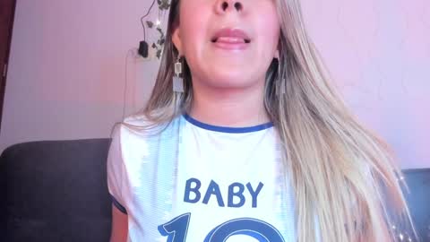 Snapshot of eleecttraa_12 chatting on February 5, 8:04 pm Electra online show from February 5, 8:04 pm