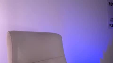 Snapshot of elektra_sky11 chatting on January 26, 1:36 pm  Elektra Sky  online show from January 26, 1:36 pm