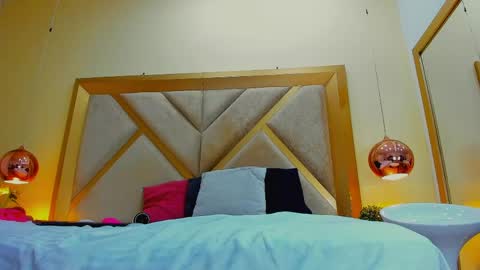 Elena Watsonn online show from April 16, 9:39 pm