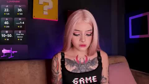 ELETTRA online show from October 19, 10:12 pm