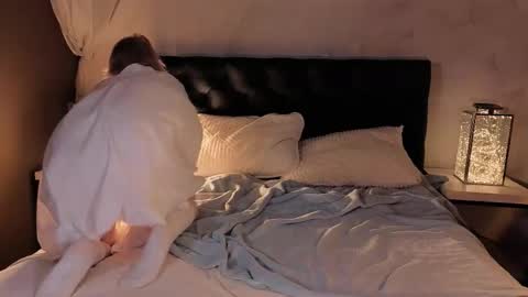 Ellie online show from February 13, 6:37 am