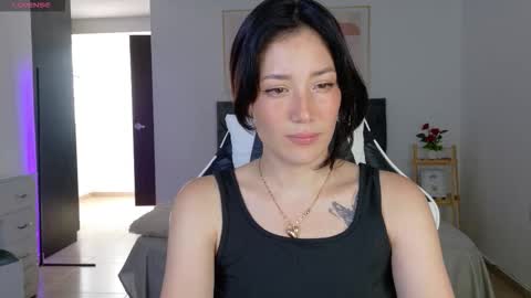 eliiih_ online show from November 4, 3:50 pm