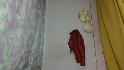 elina981 online show from April 7, 6:43 pm