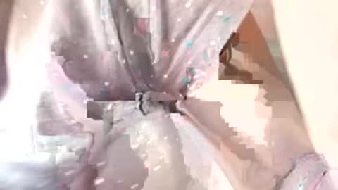 Snapshot of elina_roy03 chatting on October 11, 4:06 am elina_roy03 online show from October 11, 4:06 am