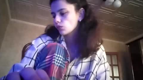 Lola online show from December 1, 6:28 am