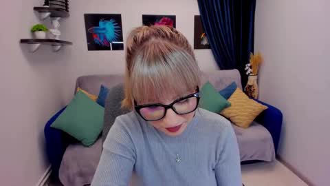 Elisabeth online show from January 19, 3:32 pm