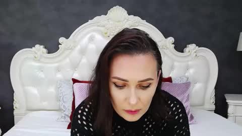 Krissy online show from November 11, 10:12 am