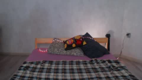 elise_day online show from May 9, 4:53 pm