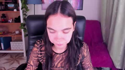 Snapshot of elise_noir chatting on September 30, 3:50 pm Elise online show from September 30, 3:50 pm
