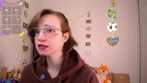 elise_nyx online show from June 23, 12:47 pm