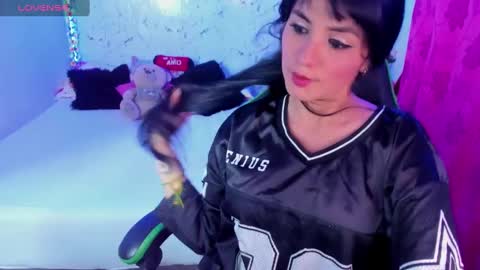 E L I S S A online show from November 24, 3:52 am