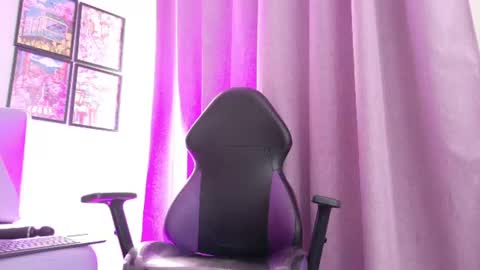 elissa_sexygirl online show from June 12, 12:57 pm