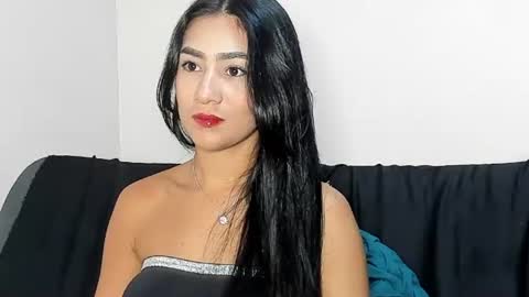 elissa_white24 online show from June 15, 9:04 pm