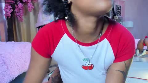 elit noa online show from March 11, 8:42 pm