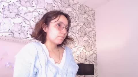 Eliza online show from December 21, 7:29 pm