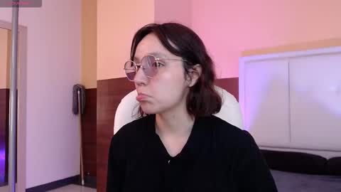 Eliza online show from January 7, 7:39 pm