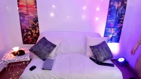 elizabet_swann online show from February 19, 12:16 pm