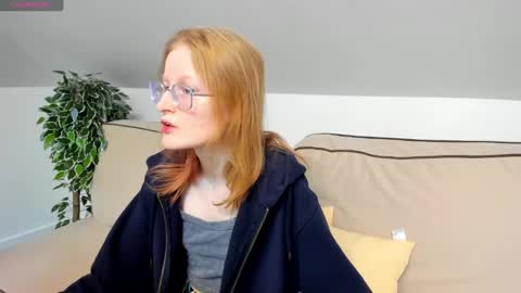 Snapshot of elizabeth_harpper chatting on January 23, 12:57 am Elizabeth online show from January 23, 12:57 am