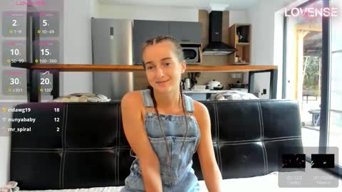 Eliz                               online show from November 14, 10:37 am