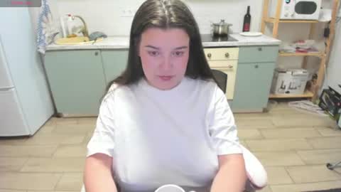 Lina online show from June 7, 8:59 pm