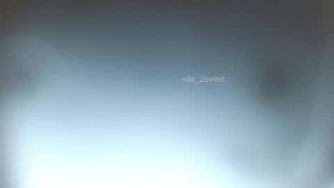 Snapshot of ella_2sweet chatting on October 6, 6:19 am Ella online show from October 6, 6:19 am