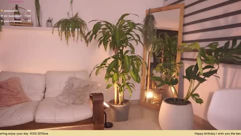 ELLA OWEN online show from March 10, 1:42 am