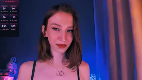 ellaamber online show from December 15, 10:37 pm