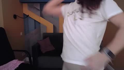 EllaLongs online show from February 2, 12:37 pm