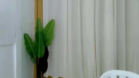 ELLA online show from February 4, 7:22 am