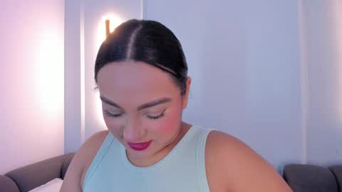 Ella online show from November 8, 12:10 pm