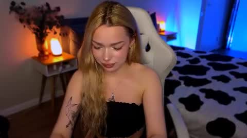 Ella online show from July 5, 5:46 am