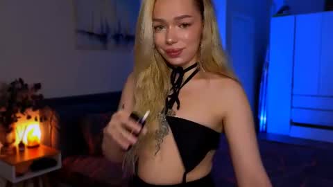 Ella online show from July 11, 6:24 am
