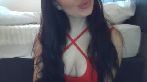 elle010843 online show from November 12, 1:42 pm