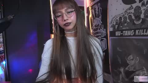 follow me on instagram .    online show from February 7, 4:59 am