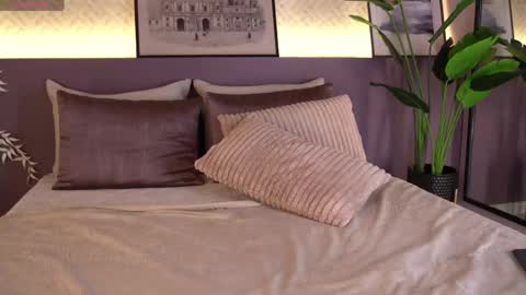 Elle Diane online show from April 15, 12:44 am