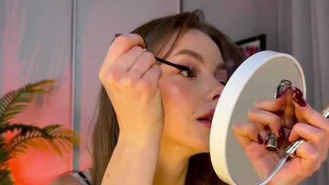 Ellie  ---Ill see you either on Wednesday or Thursday and definitely on Saturday and Sunday online show from January 24, 3:34 pm